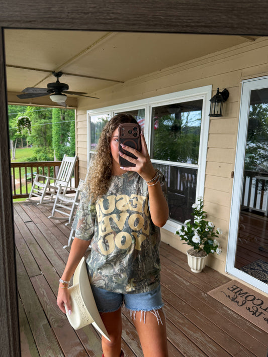 JESUS LOVES YOU Camo T-shirt